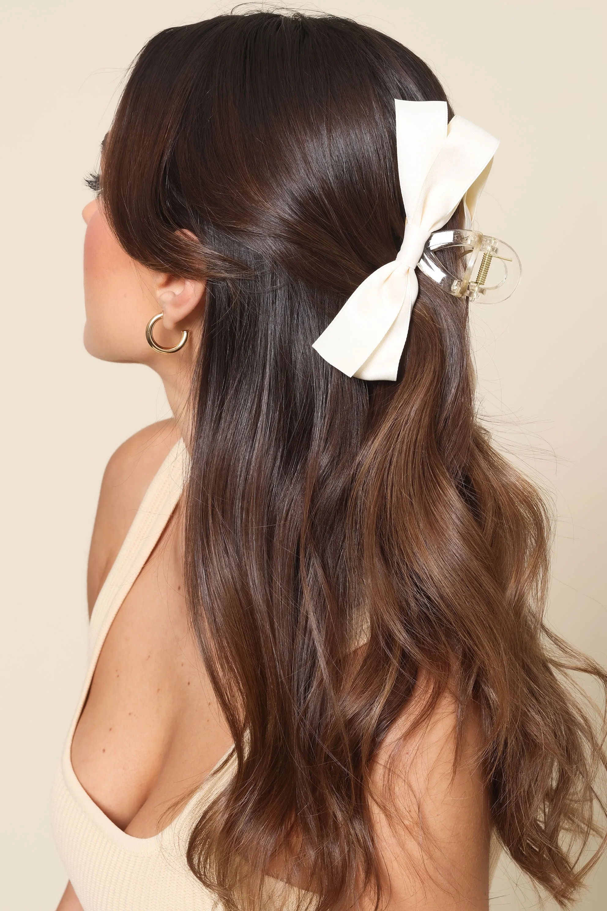 Bowie White Bow Hair Clip