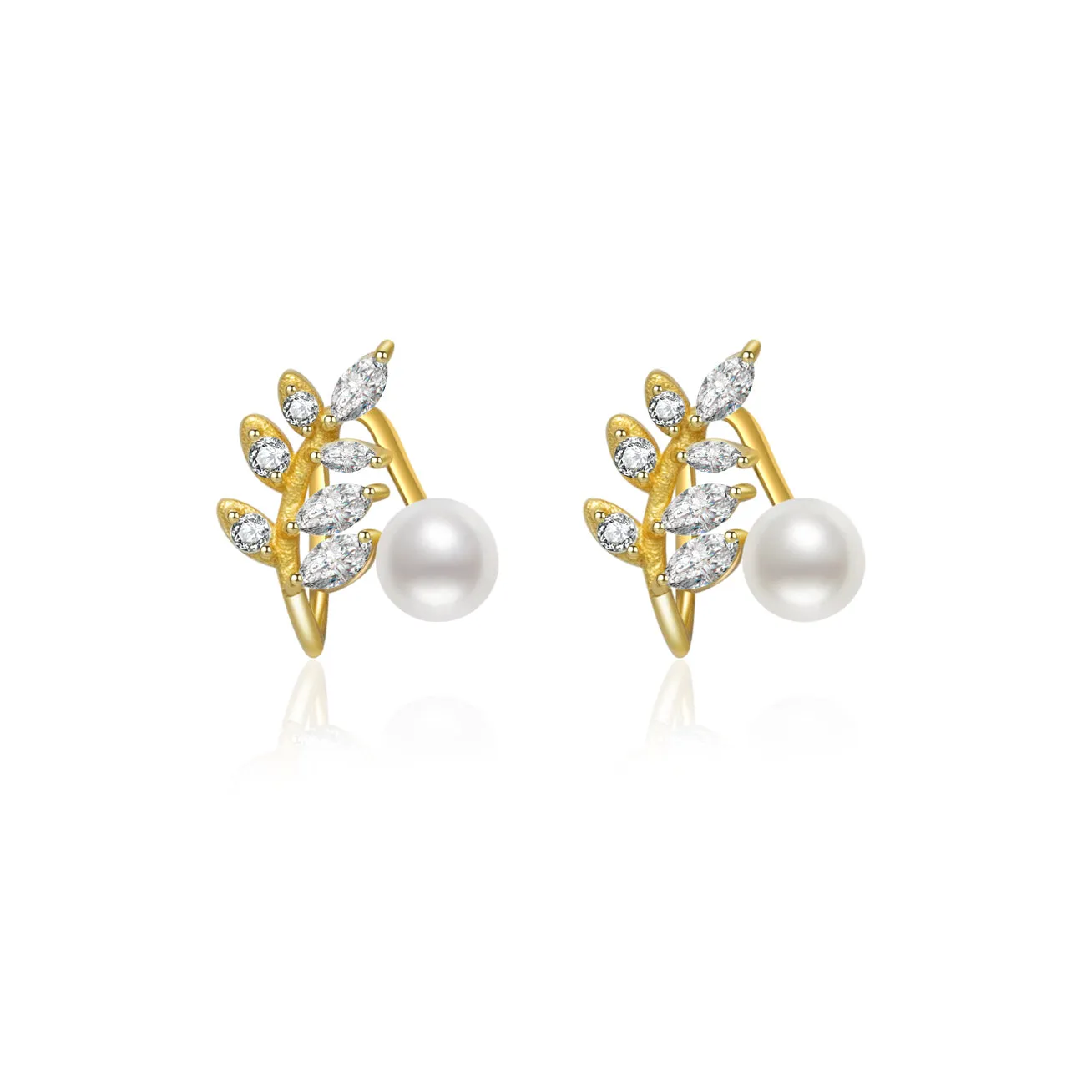 Clip-On Freshwater Pearl Earrings WE00605