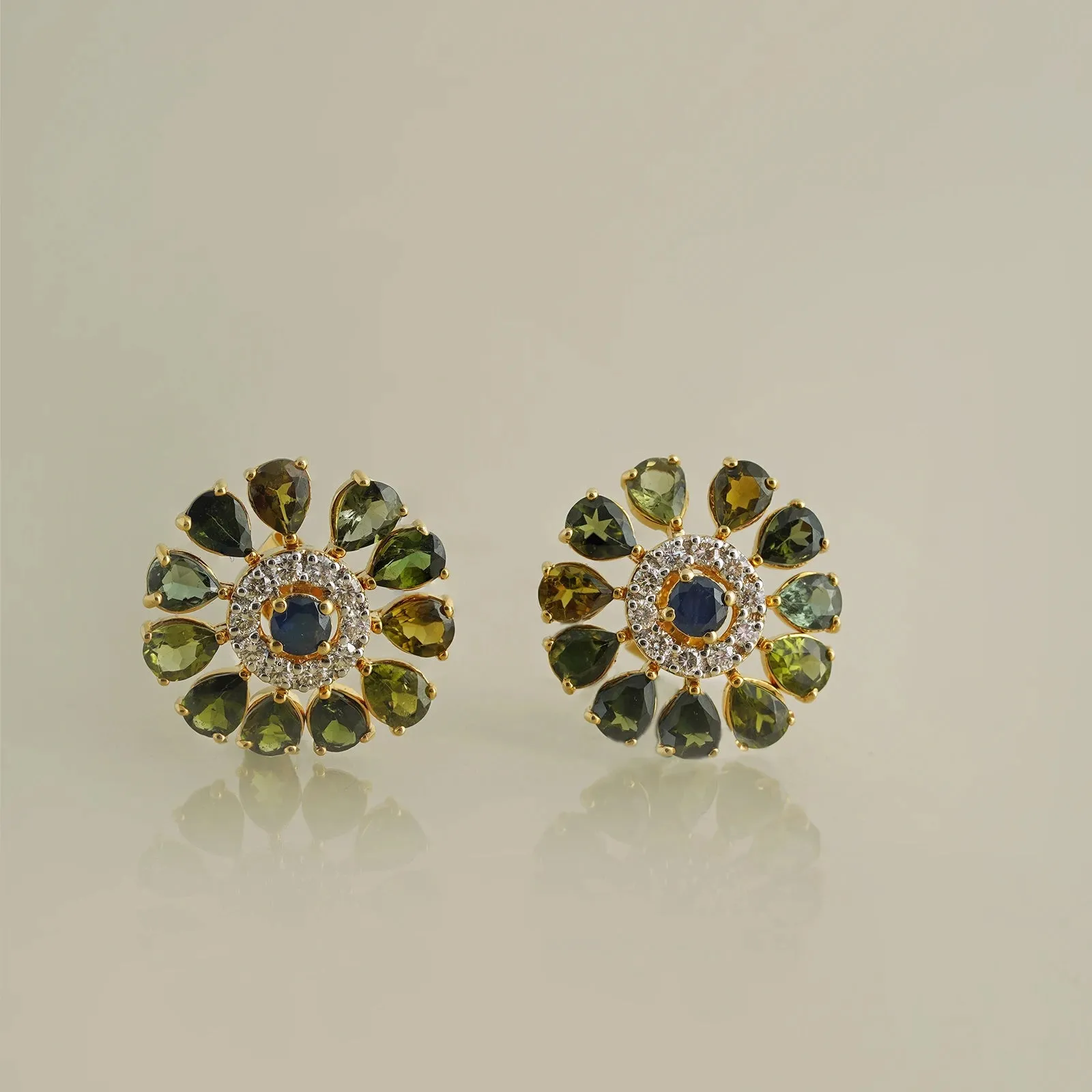 Dahlia Olive Ear Studs