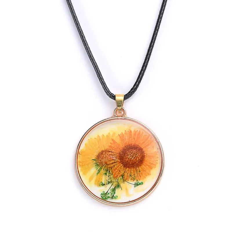 Flower Pendant Necklace