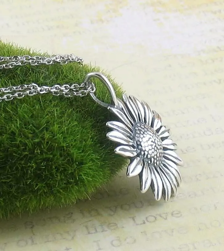 Lively Sunflower Pendant