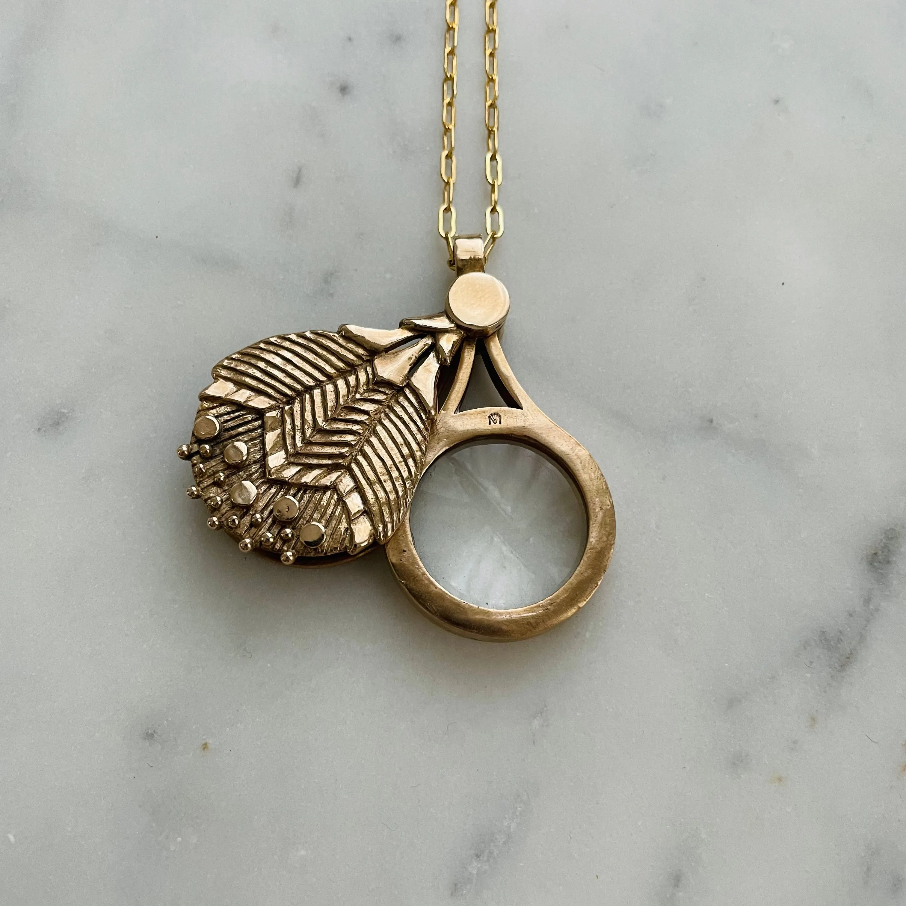 LOUPE PENDANT