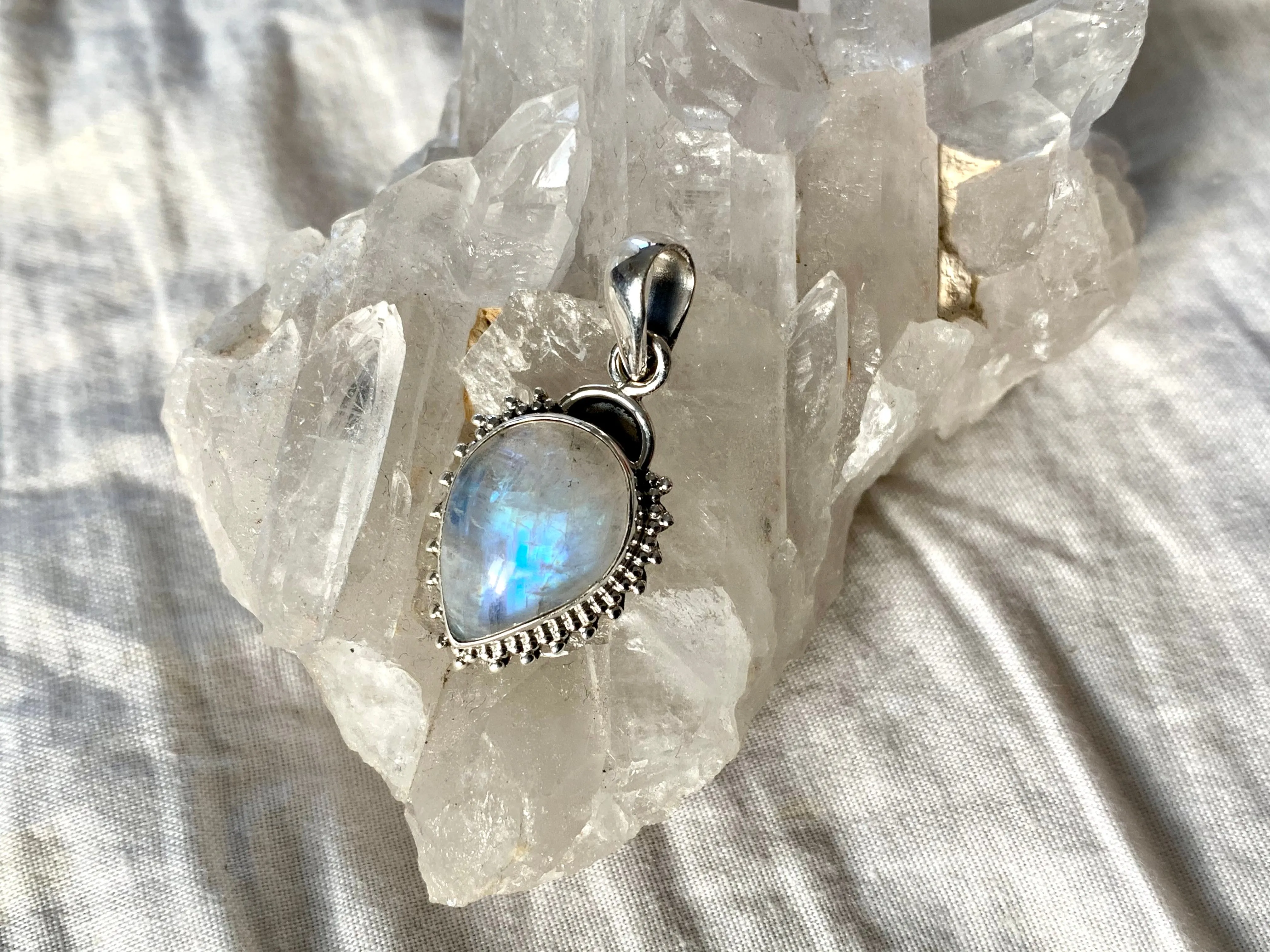 Moonstone Lux Pendant