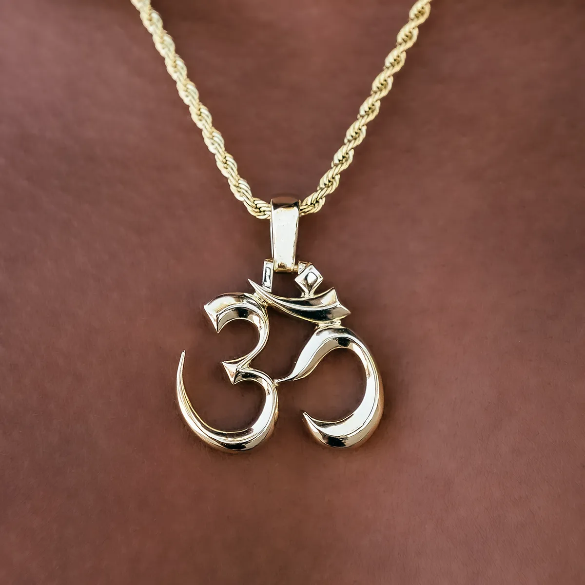 Ohm Pendant