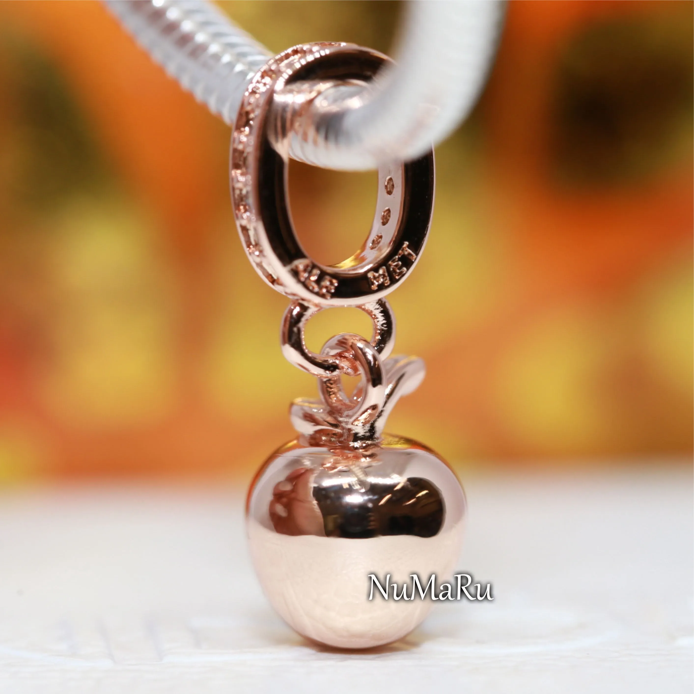 Rose Apple Pendant 789080C01