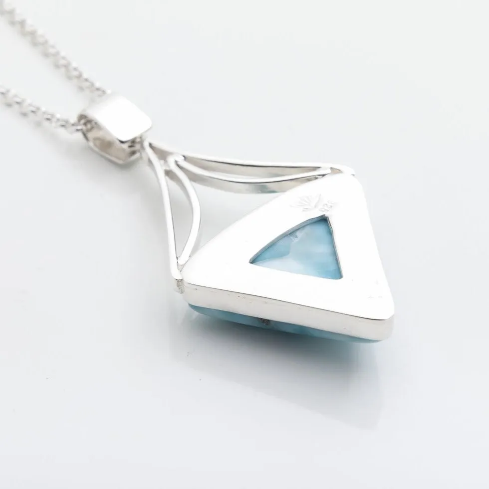 Triangle Pendant Lillian