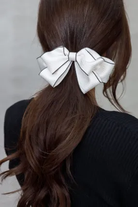 TRIPLE SATIN BOW TRIM