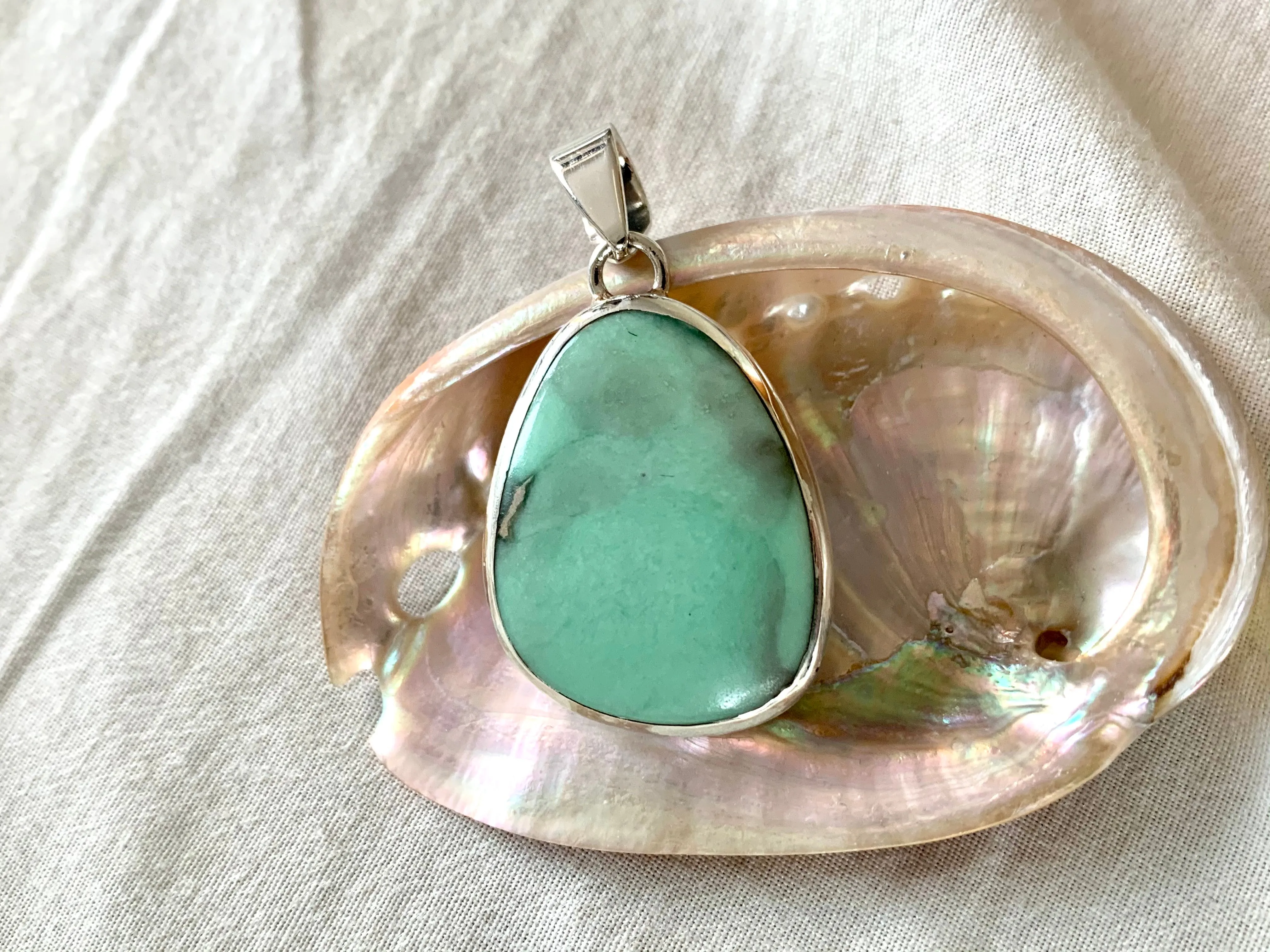 Variscite Akoni Pendant - Asymmetric